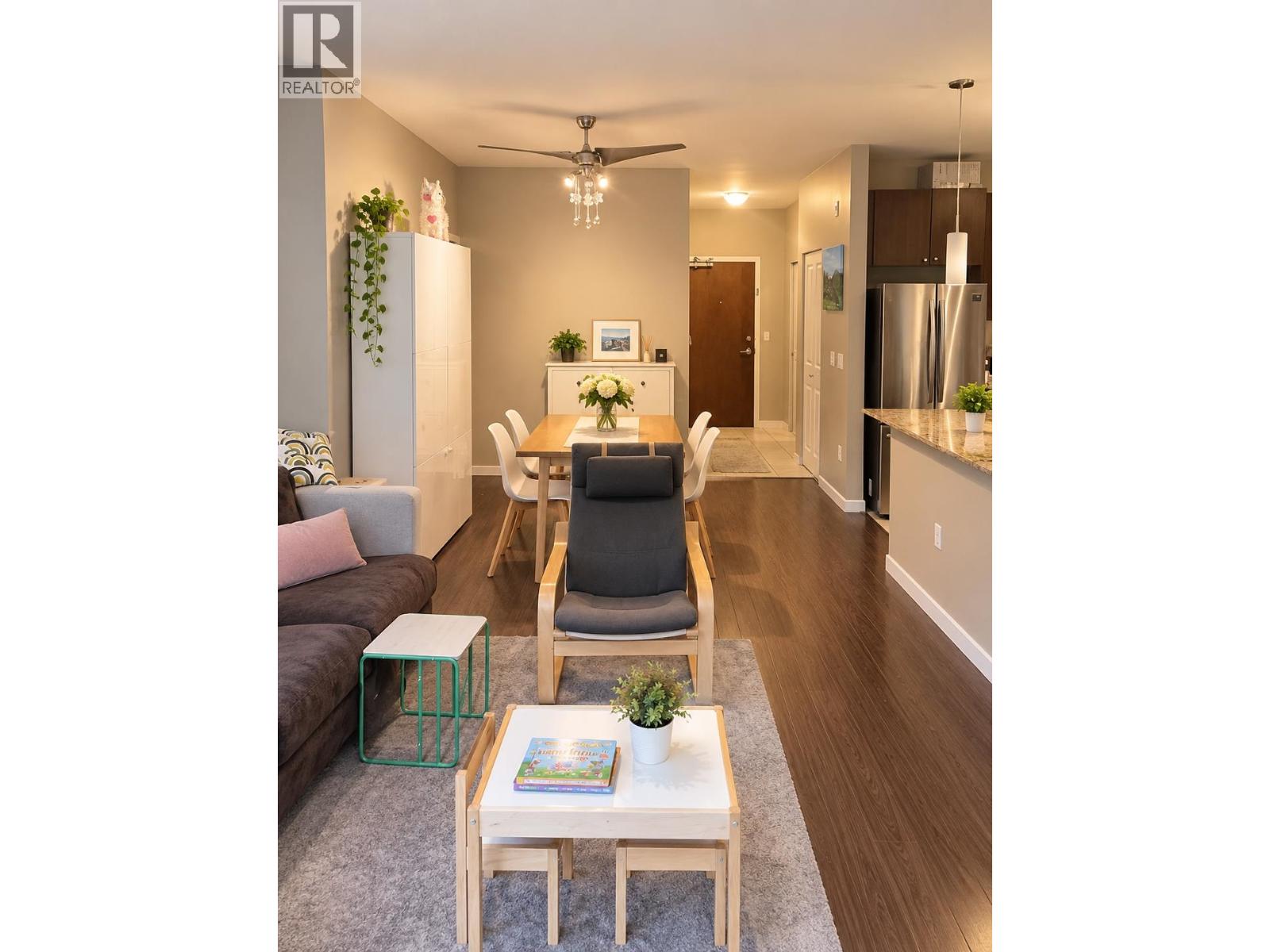 218 2477 Kelly Avenue, Port Coquitlam, British Columbia  V3C 0B3 - Photo 10 - R3159129