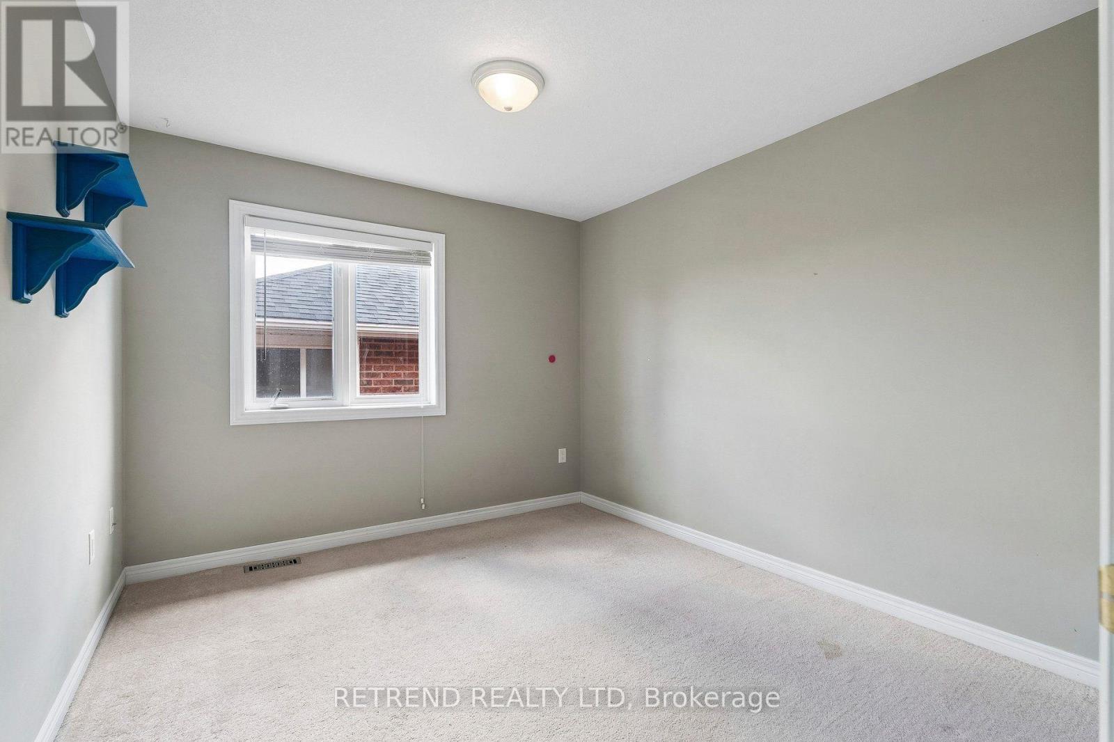 36 Sandringham Drive, Barrie (Innis-Shore), Ontario  L4N 0J9 - Photo 30 - S13719082