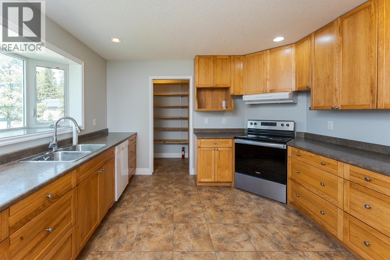 5772 Heyer Road, Prince George, British Columbia  V2N 6J4 - Photo 15 - R3158969