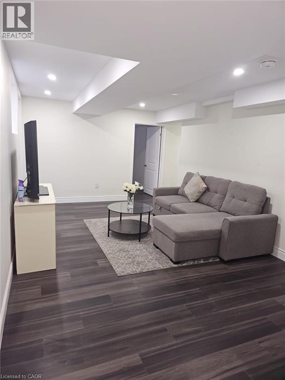 281 Woodbine Avenue Unit# Bsmt, Kitchener, Ontario  N2R 0L2 - Photo 2 - 40855776