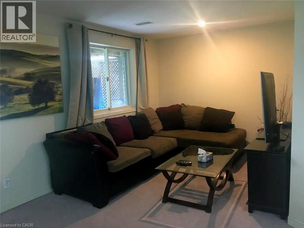 2111 Countrystone Place Unit# Lower, Kitchener, Ontario  N2N 3L7 - Photo 3 - 40857660