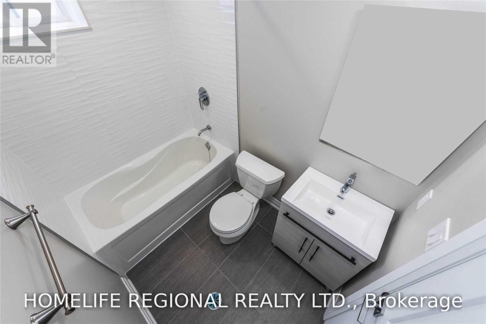 Lower - 946 Ninth Street, Mississauga, Ontario  L5E 1S3 - Photo 10 - W13718992