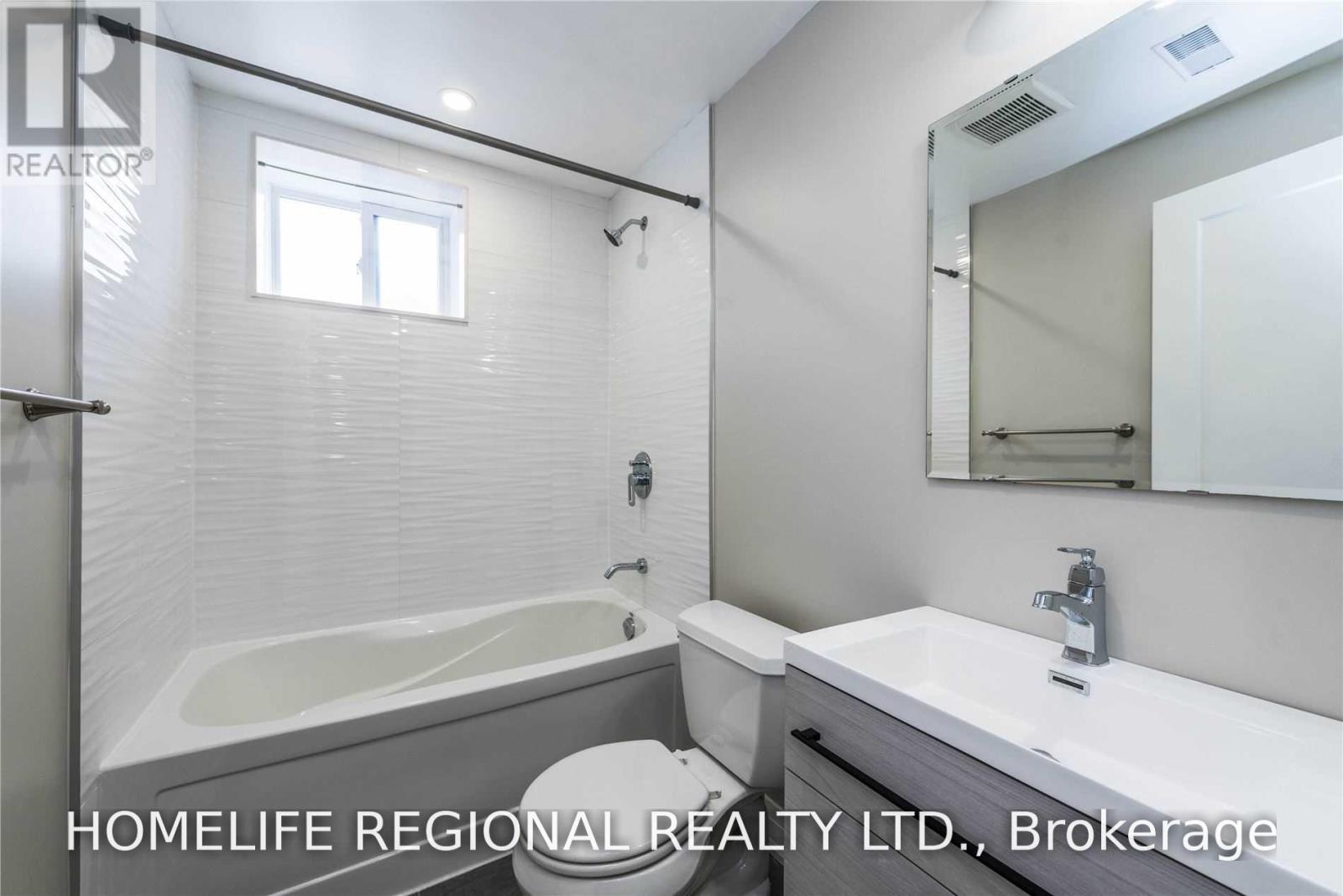 Lower - 946 Ninth Street, Mississauga, Ontario  L5E 1S3 - Photo 9 - W13718992
