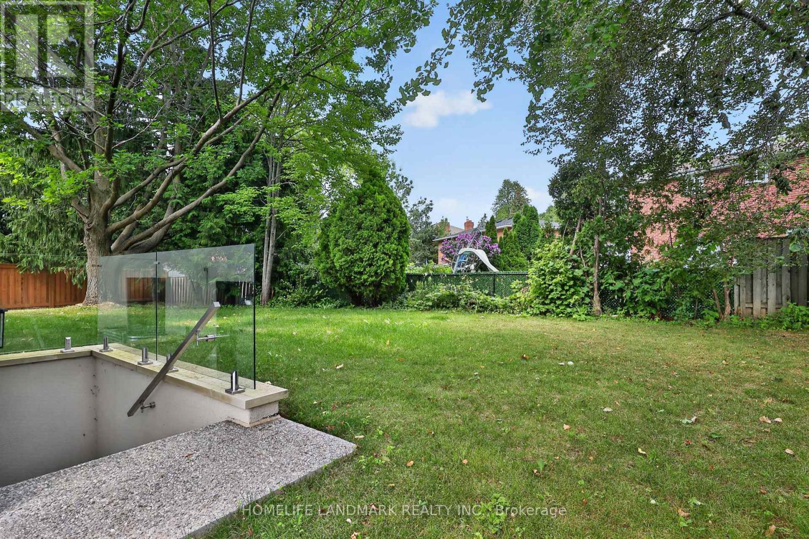 6423 Dunray Crescent, Mississauga, Ontario  L5N 1E7 - Photo 37 - W13718996
