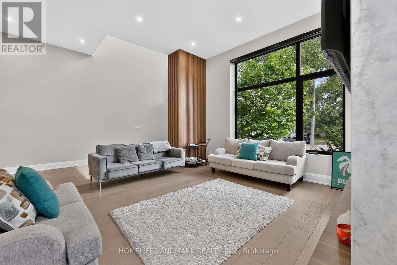 6423 Dunray Crescent, Mississauga, Ontario  L5N 1E7 - Photo 7 - W13718996