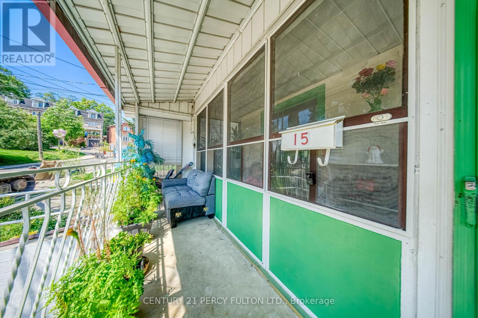15 Haverson Boulevard, Toronto, Ontario  M6M 3J5 - Photo 23 - W13719000
