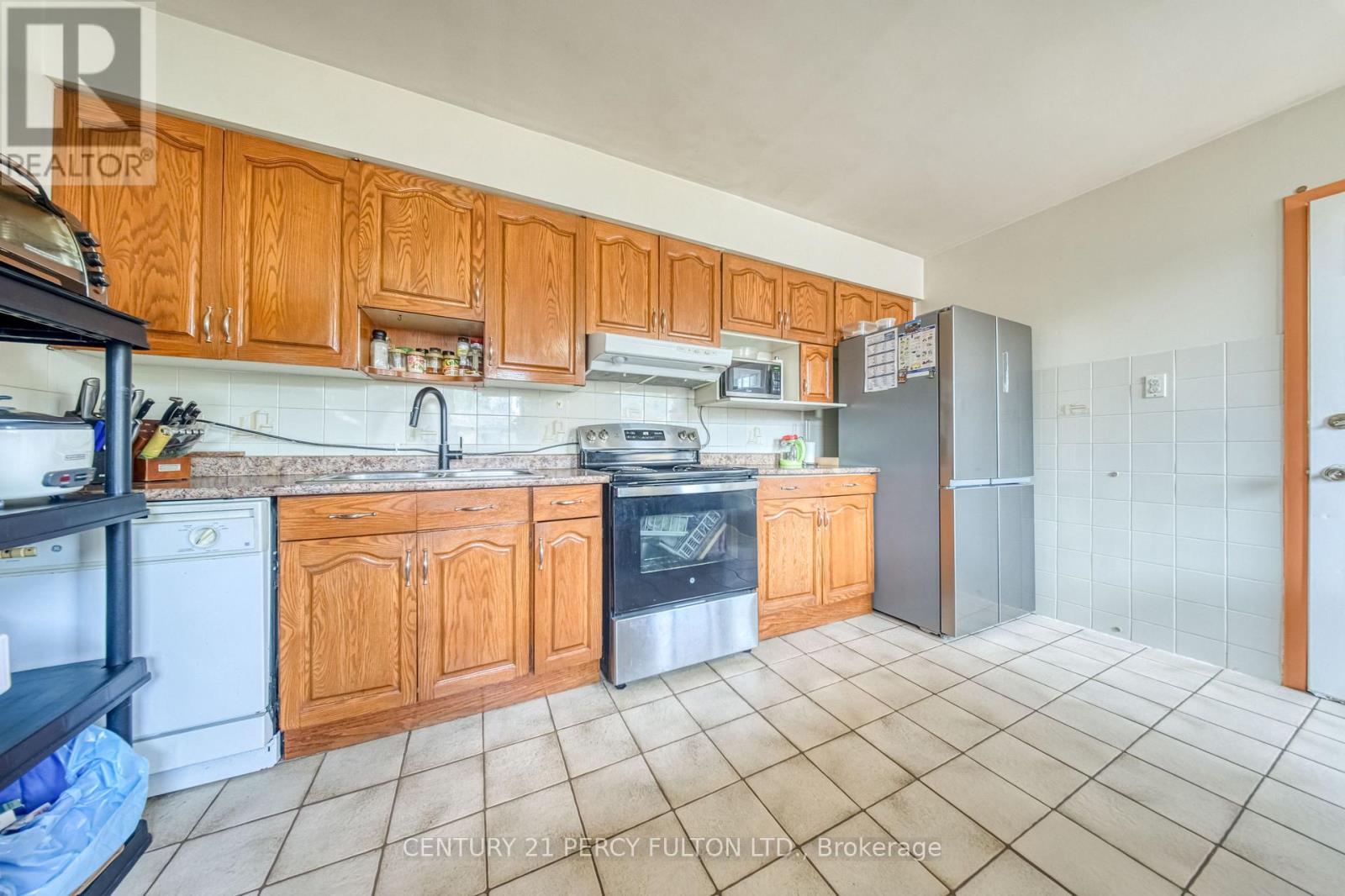 15 Haverson Boulevard, Toronto, Ontario  M6M 3J5 - Photo 30 - W13719000