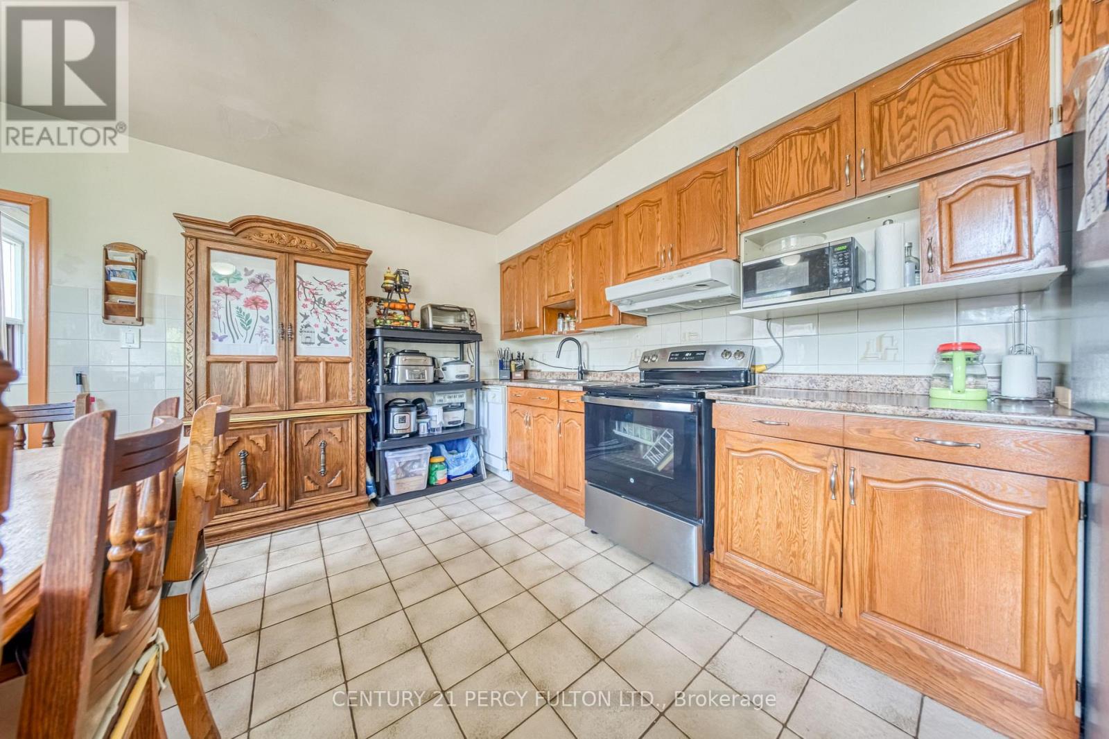 15 Haverson Boulevard, Toronto, Ontario  M6M 3J5 - Photo 33 - W13719000