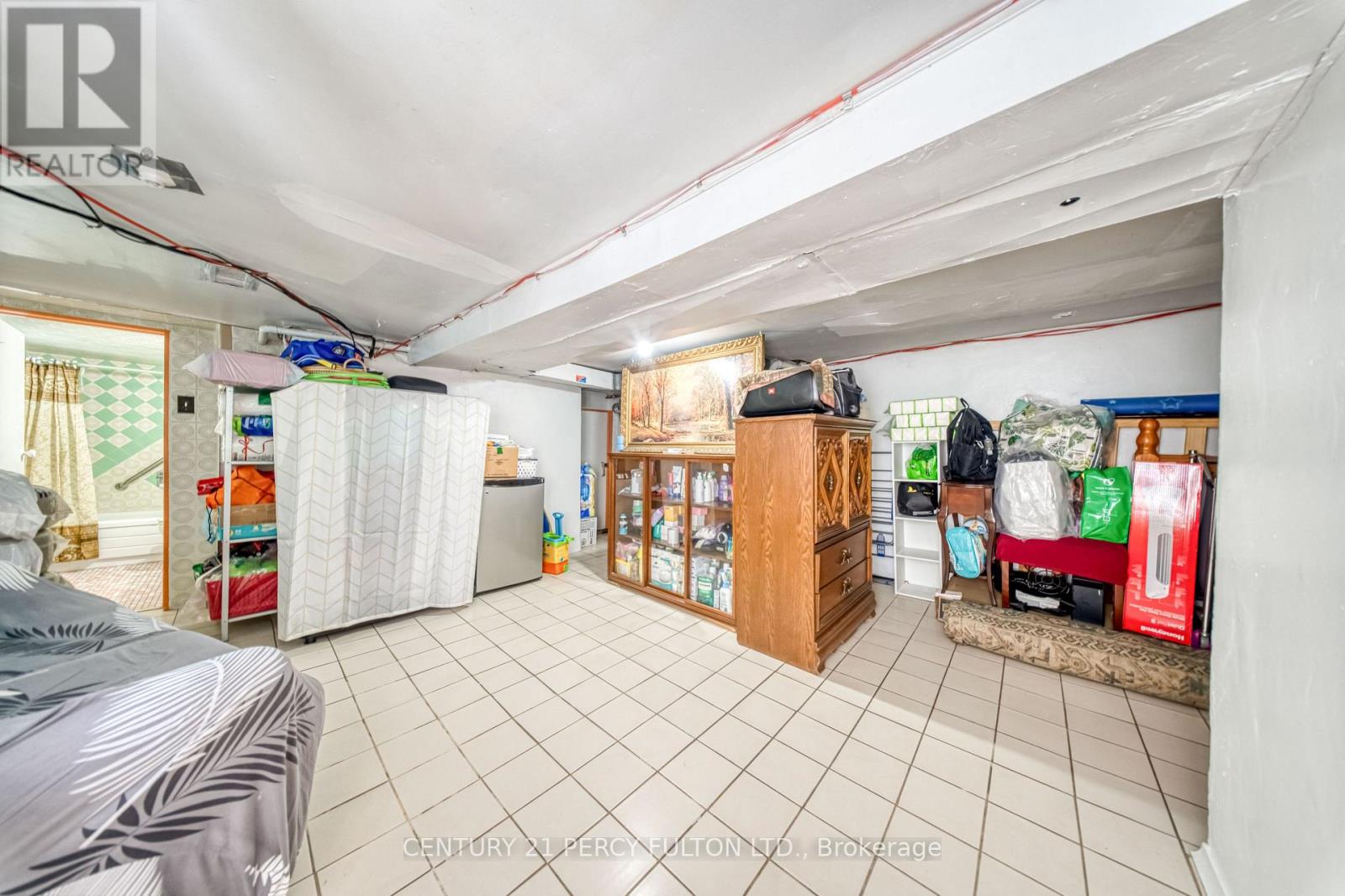 15 Haverson Boulevard, Toronto, Ontario  M6M 3J5 - Photo 6 - W13719000