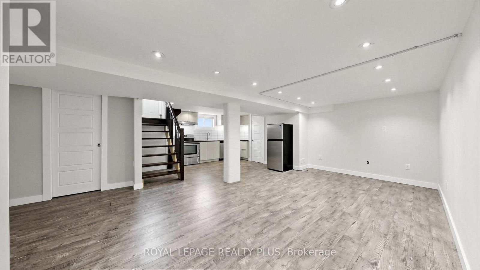 285 Bronte Road, Oakville, Ontario  L6L 3C5 - Photo 13 - W13719056