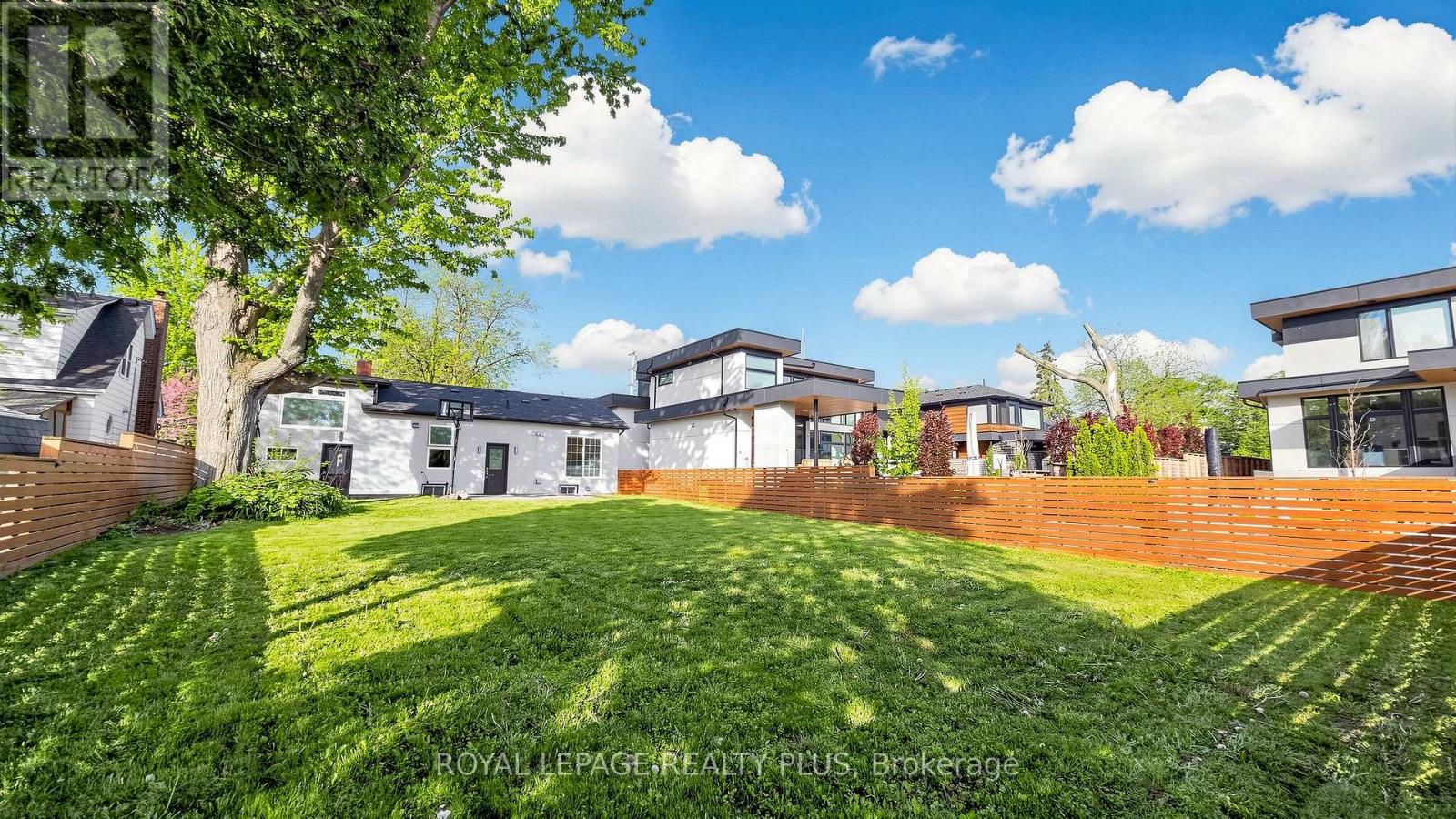 285 Bronte Road, Oakville, Ontario  L6L 3C5 - Photo 18 - W13719056