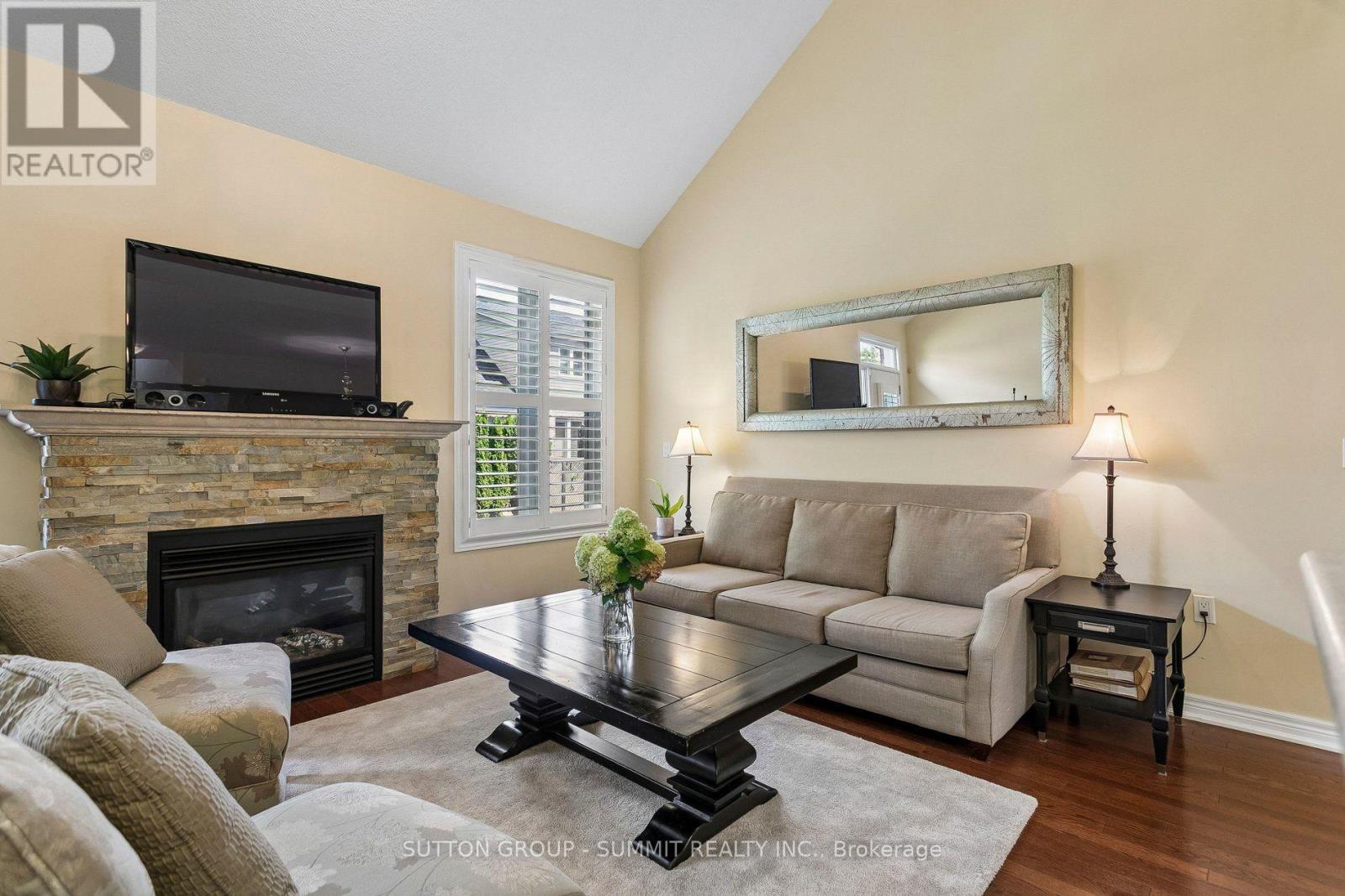 223 - 2120 Itabashi Way, Burlington, Ontario  L7M 0V3 - Photo 11 - W13719088