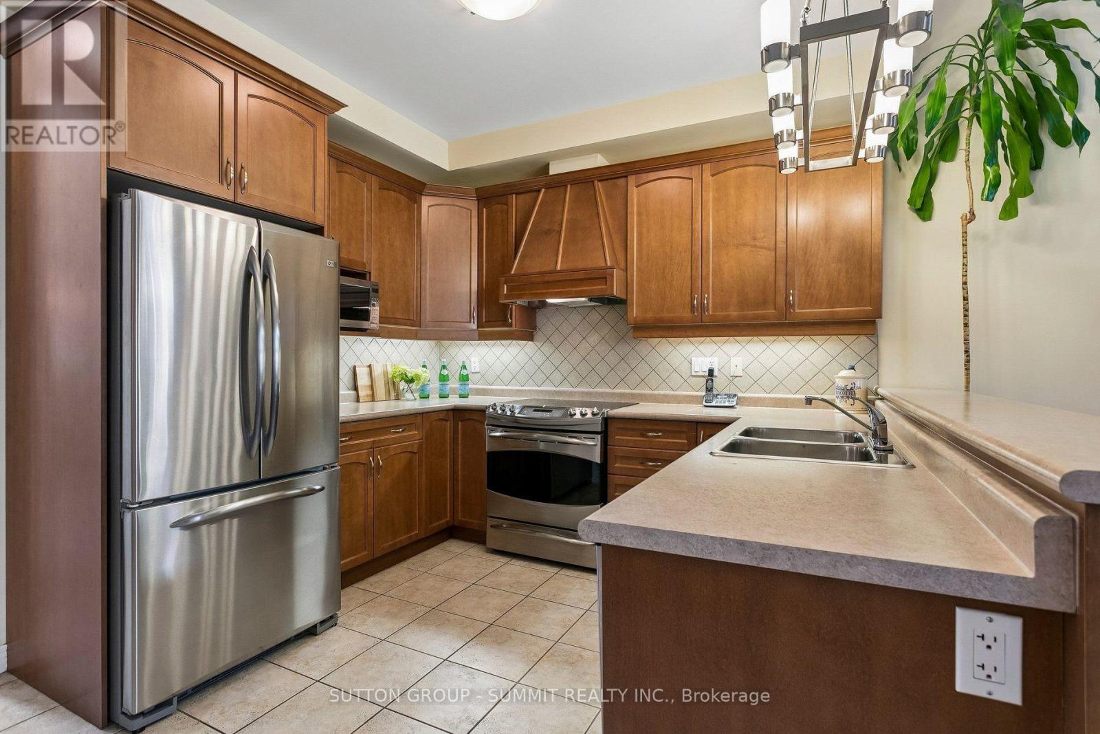 223 - 2120 Itabashi Way, Burlington, Ontario  L7M 0V3 - Photo 7 - W13719088