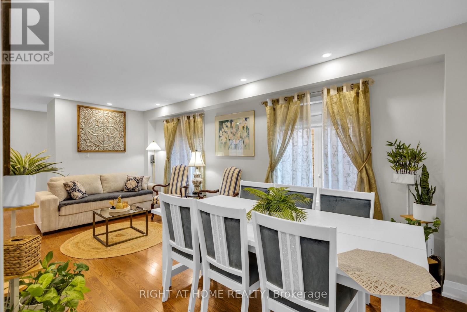 3833 Quiet Creek Drive, Mississauga, Ontario  L5M 8B1 - Photo 11 - W13719106