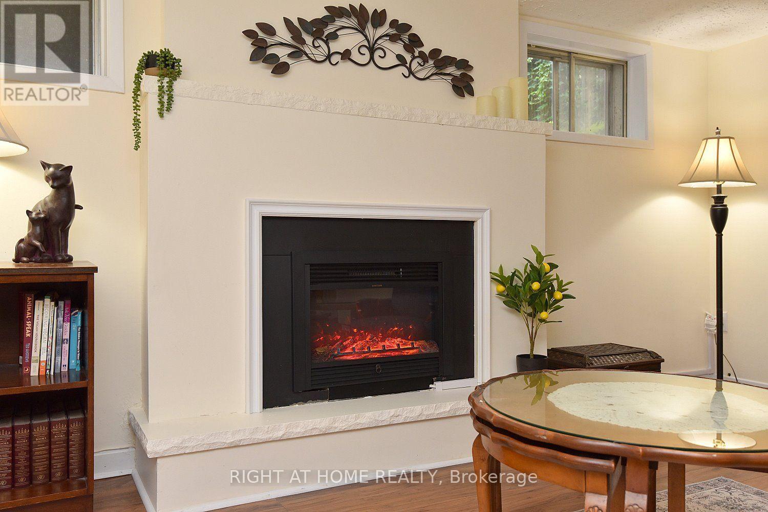 936 Boothman Avenue, Burlington, Ontario  L7T 1P6 - Photo 23 - W13719152