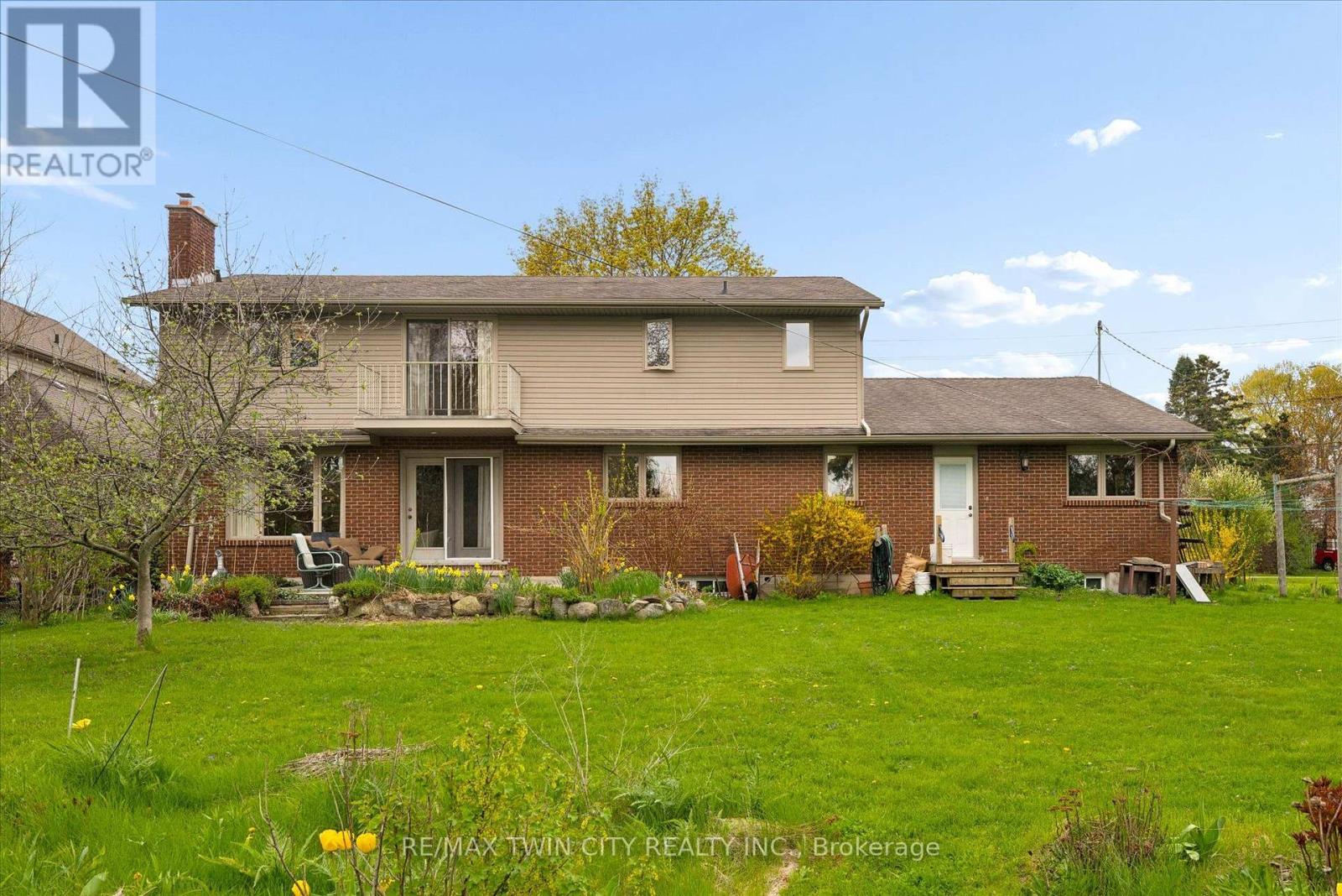 142 Carson Drive, Kitchener, Ontario  N2B 2Z2 - Photo 30 - X13719004