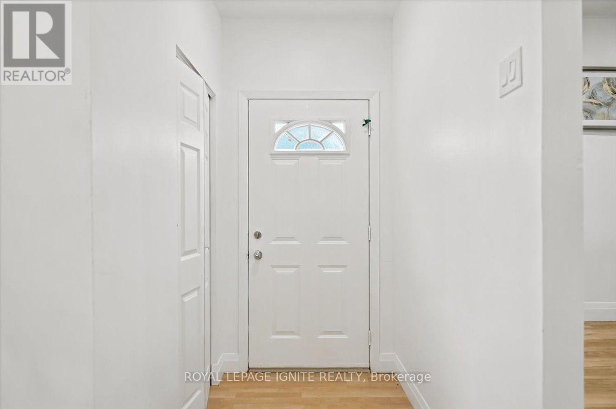6 Upton Crescent, Guelph, Ontario  N1E 6P2 - Photo 2 - X13719014