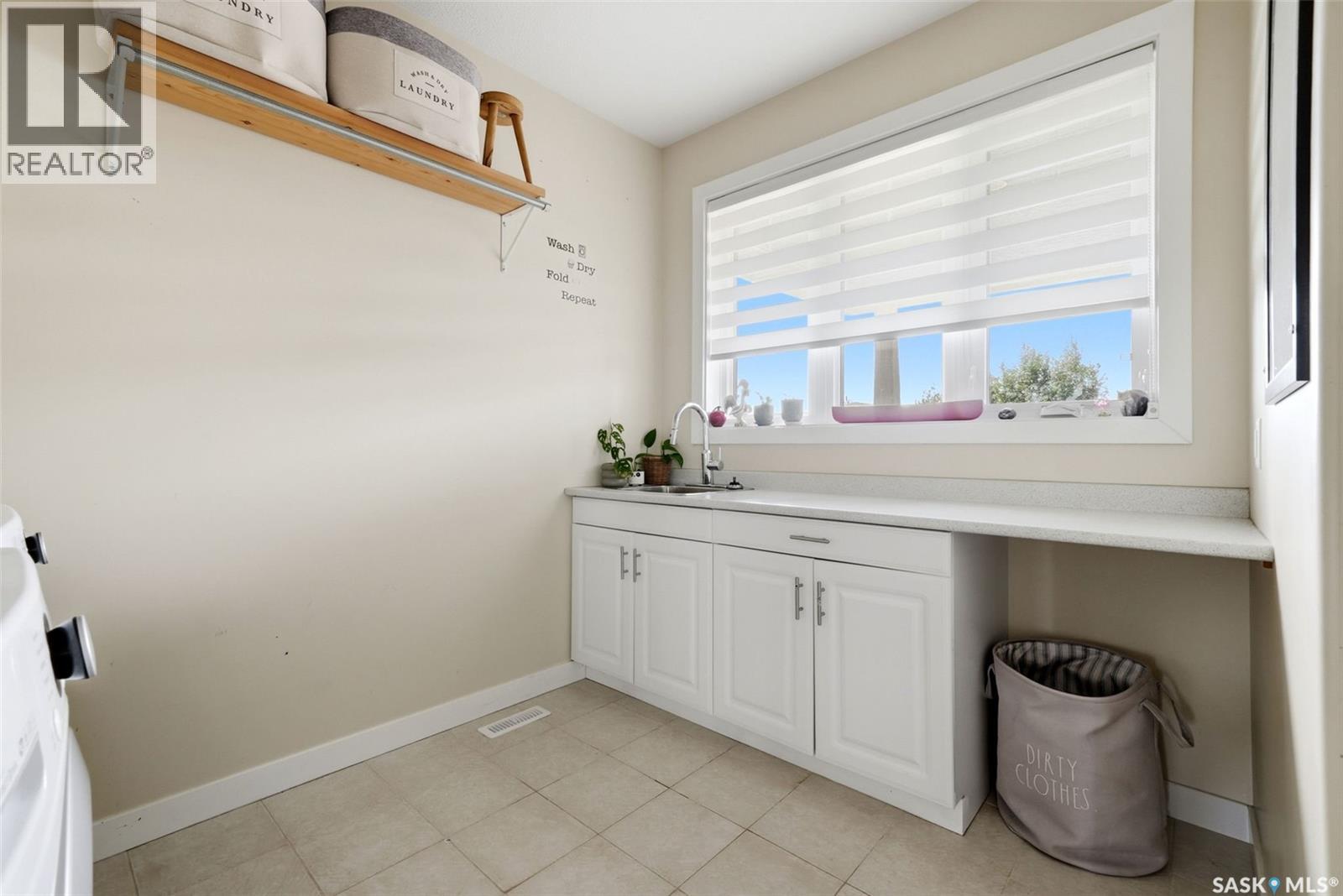 23 Centennial Drive, Grand Coulee, Saskatchewan  S4M 0A3 - Photo 18 - SK046772