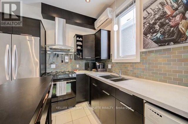 27 Mill Street, Hamilton, Ontario  L8R 2E2 - Photo 2 - X13719132