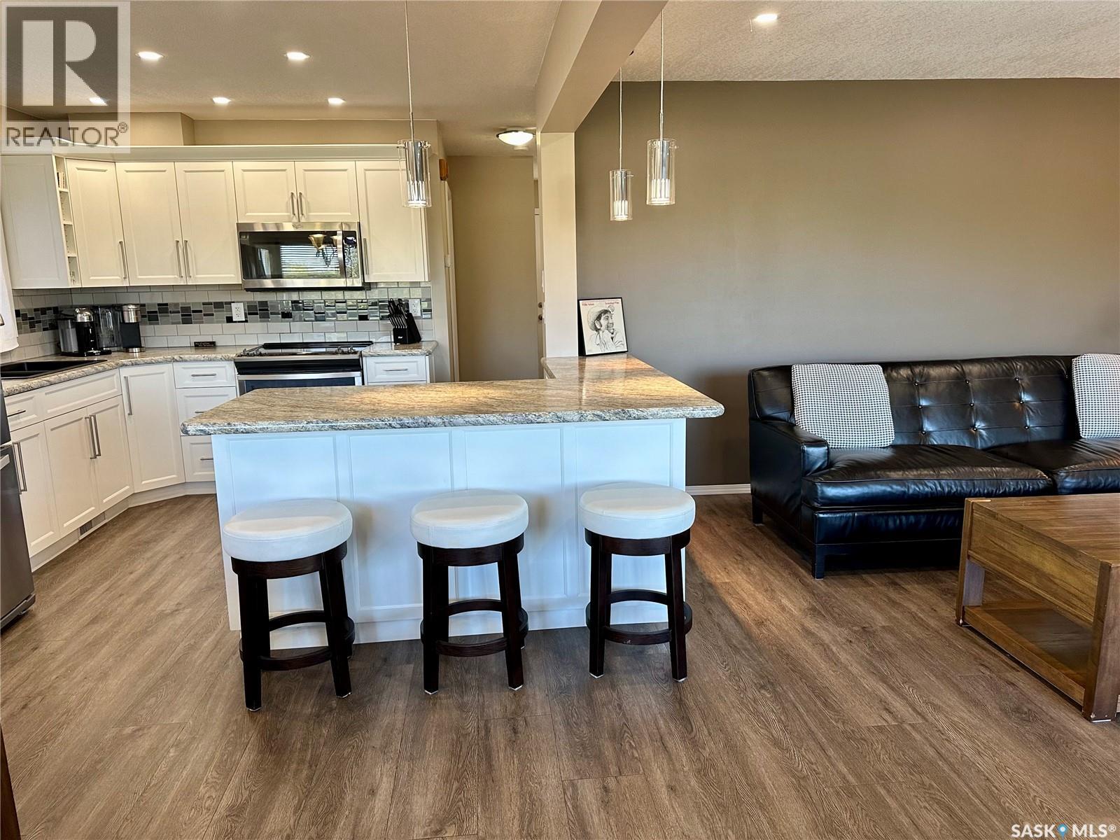 510 Bray Street E, Swift Current, Saskatchewan  S9H 4E3 - Photo 9 - SK046741