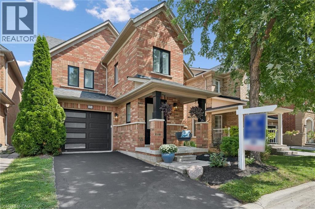 2294 SETON Crescent, Burlington, Ontario