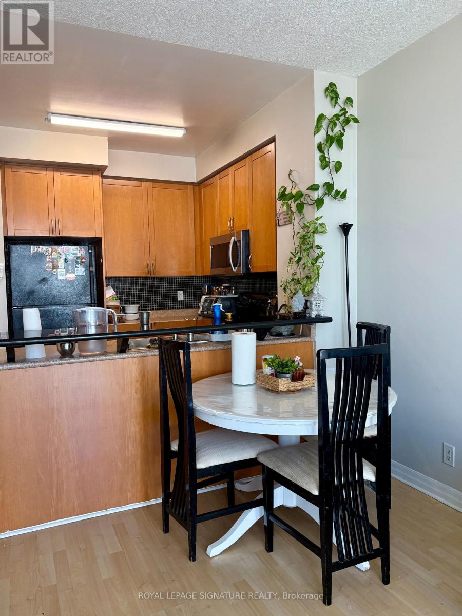 3101 - 220 Burnhamthorpe Road W, Mississauga, Ontario  L5B 4N4 - Photo 6 - W13717970