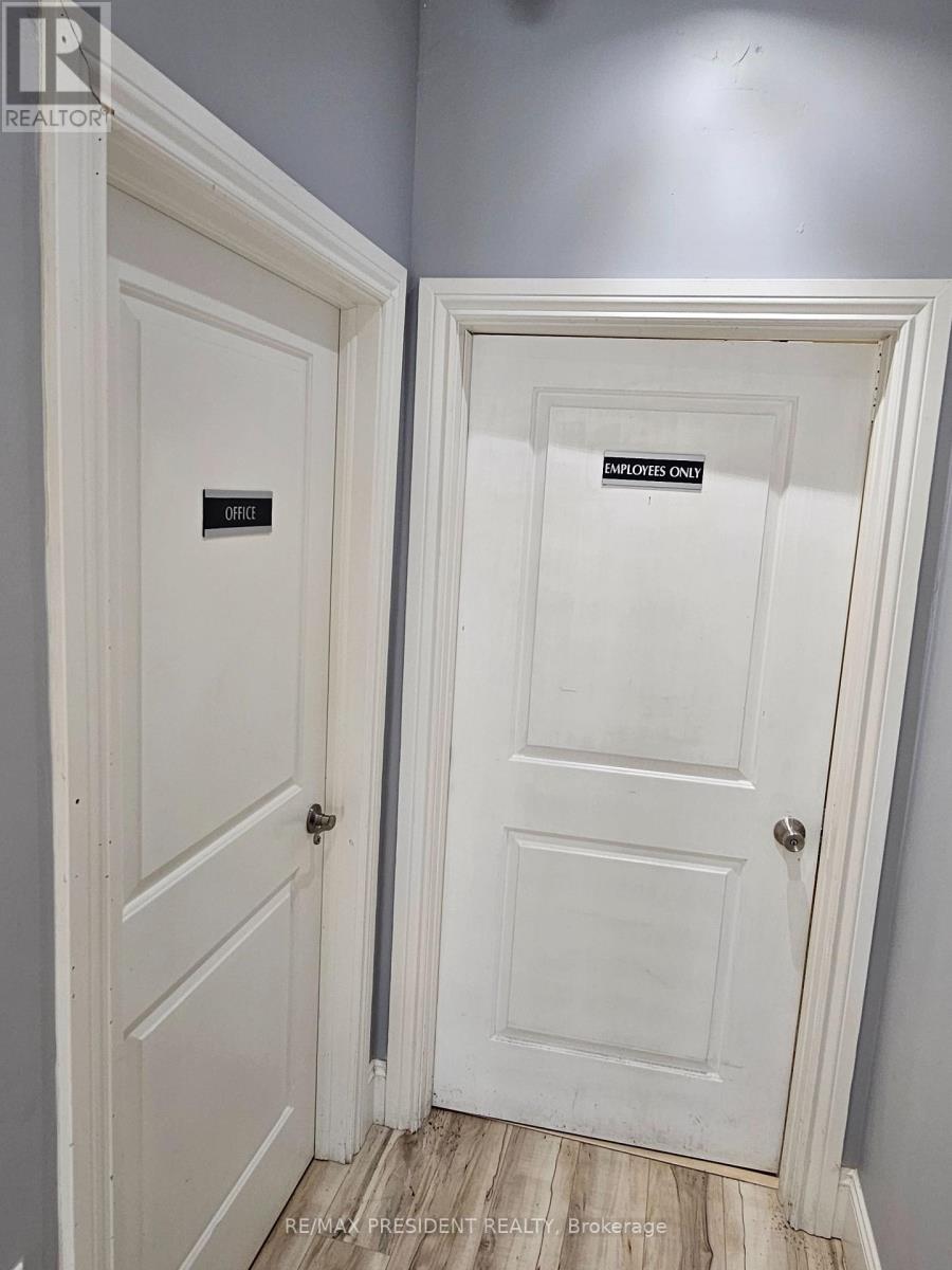 Main - 6923 Steeles Avenue W, Toronto, Ontario  M9W 6T6 - Photo 8 - W13718948