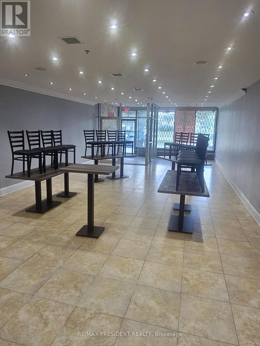 Main - 6923 Steeles Avenue W, Toronto, Ontario  M9W 6T6 - Photo 4 - W13718948