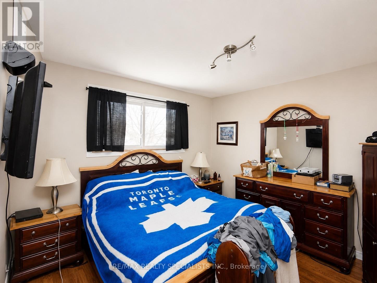 512 First Avenue, Welland, Ontario  L3C 6A7 - Photo 8 - X13692164