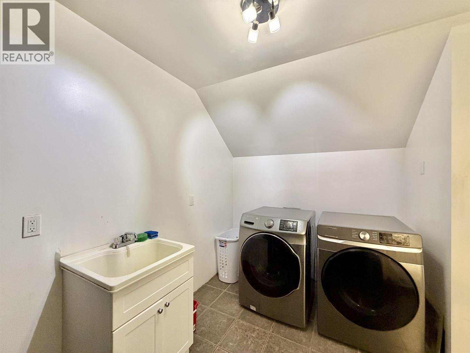 6611 Biss Road, Forest Grove, British Columbia  V0K 1M0 - Photo 16 - R3159424