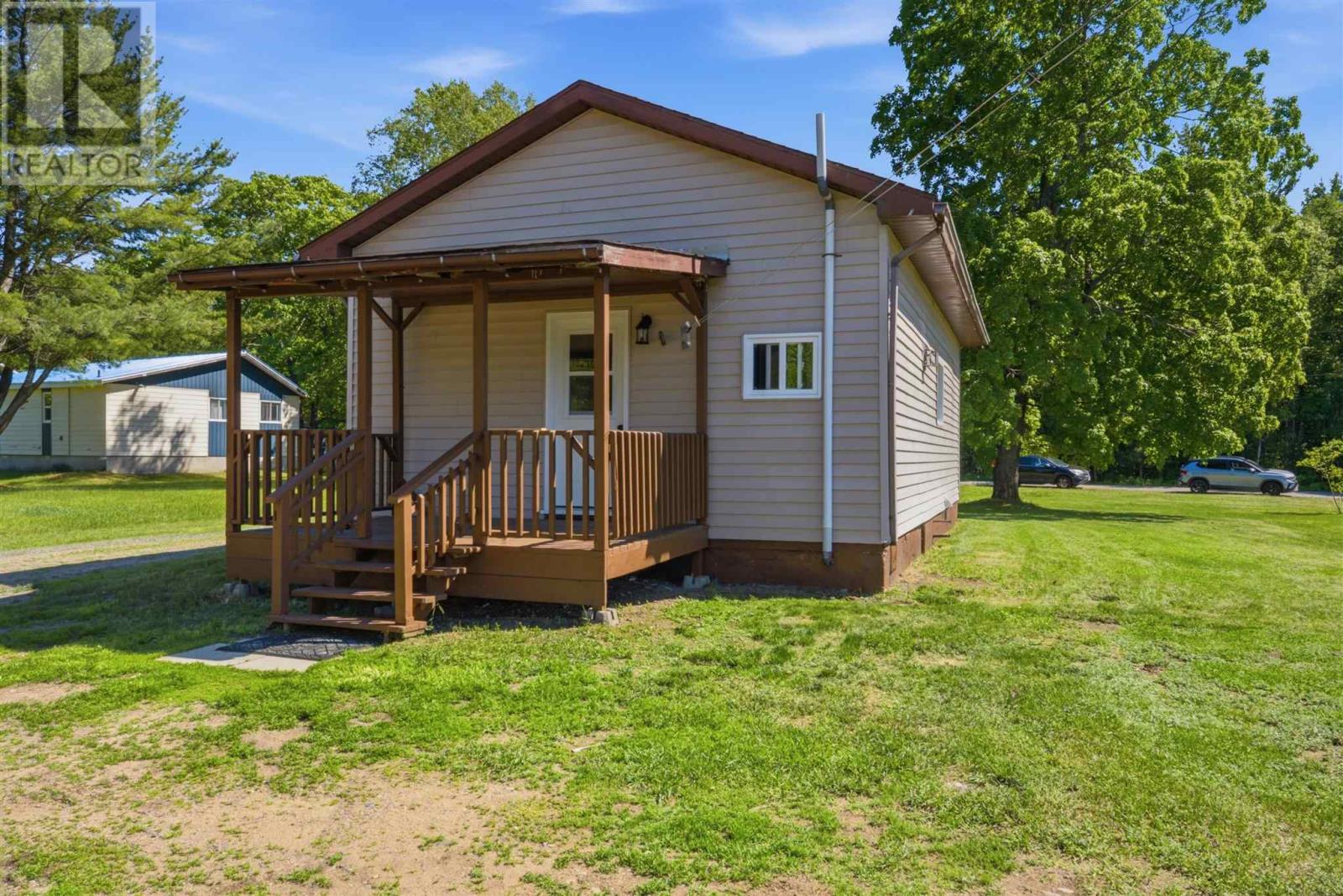 252 Youngfox Rd, Blind River, Ontario  P0R 1B0 - Photo 20 - SM261470