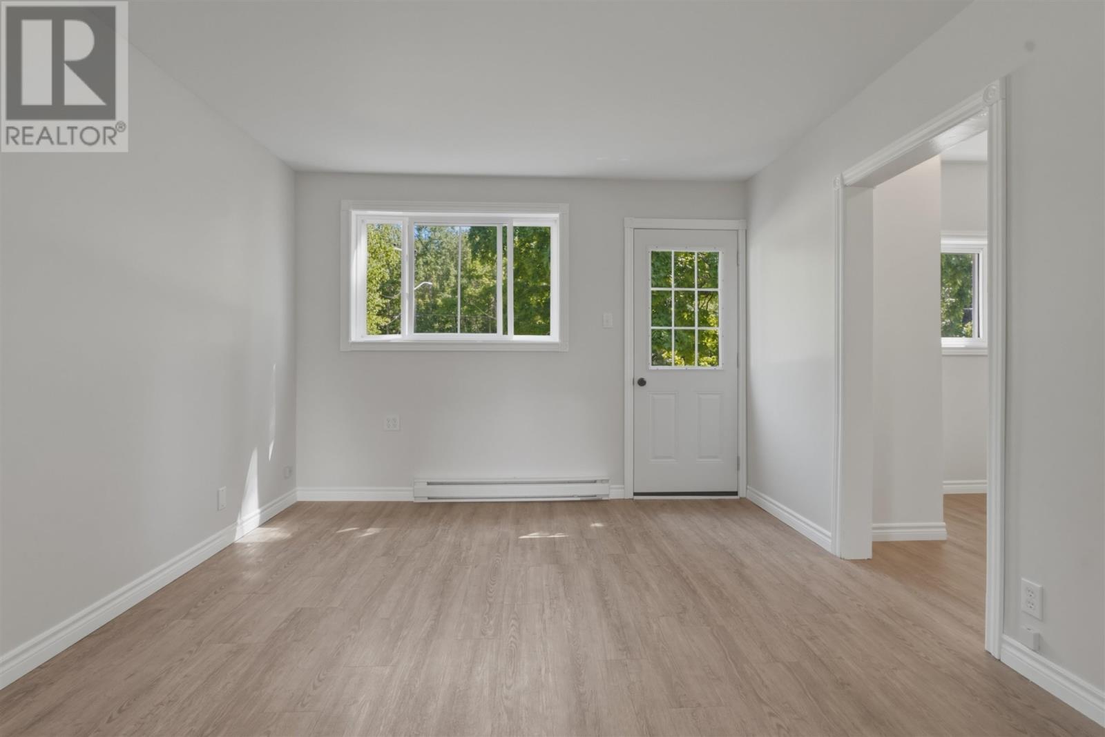 252 Youngfox Rd — photo 3