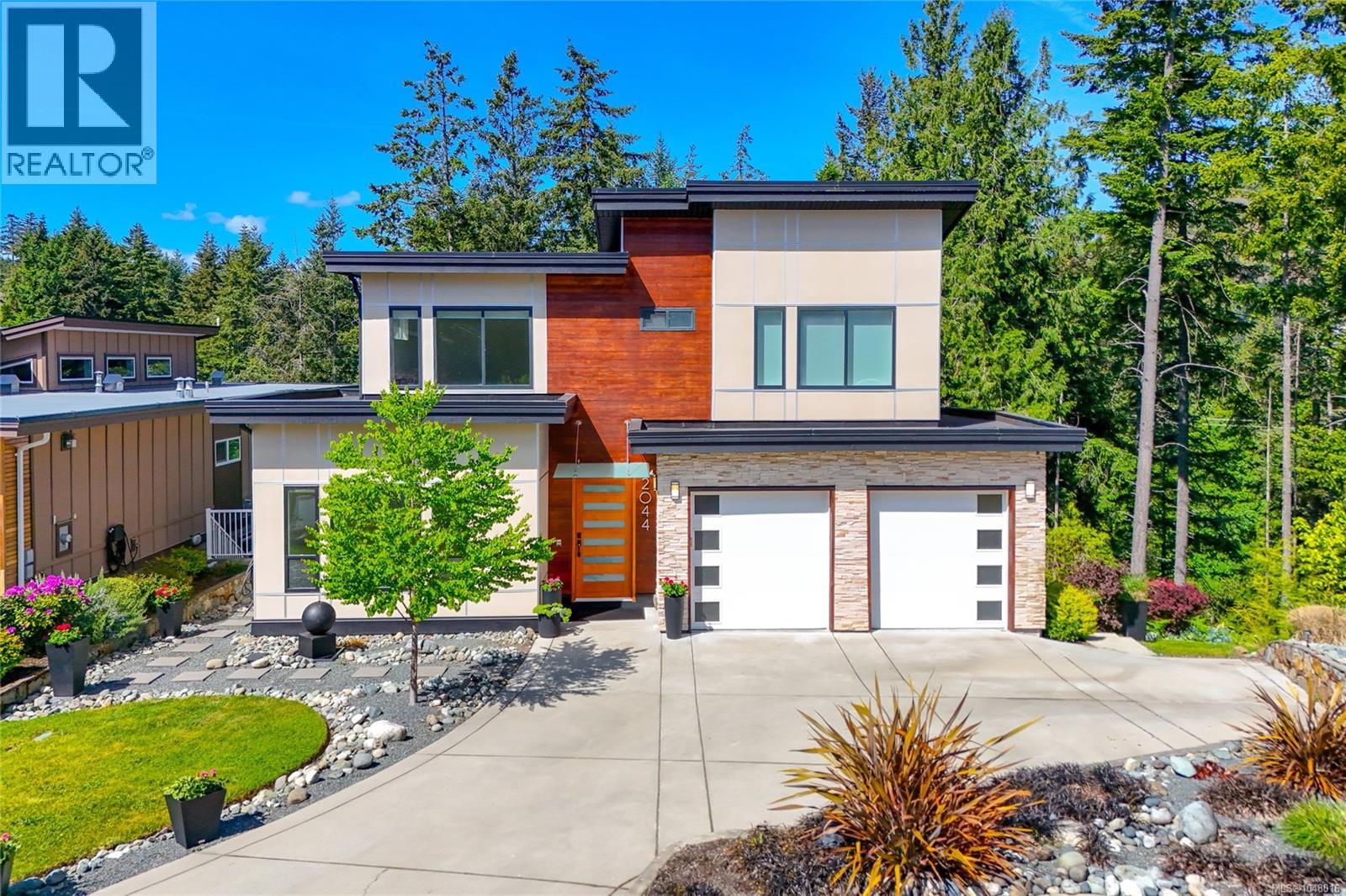 2044 Rivers Crossing, Highlands, British Columbia  V9B 0S6 - Photo 1 - 1048016