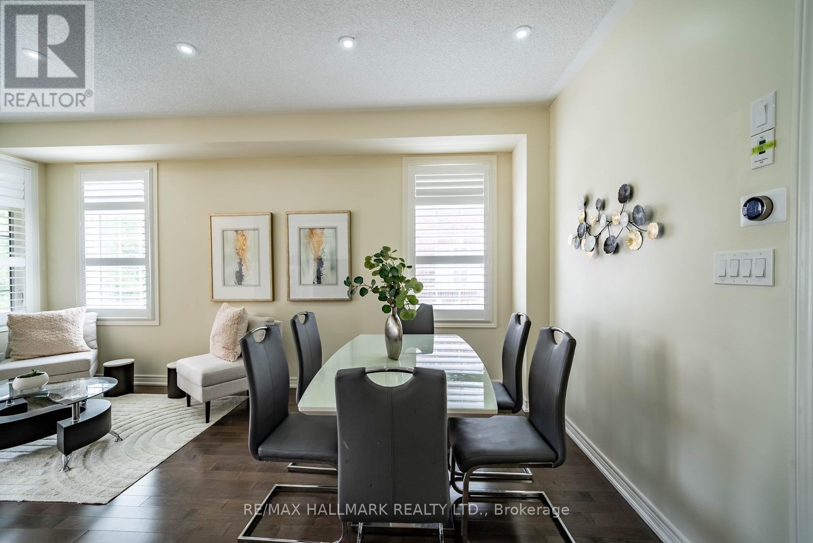 135 Glad Park Avenue, Whitchurch-Stouffville, Ontario  L4A 1X5 - Photo 8 - N13499678