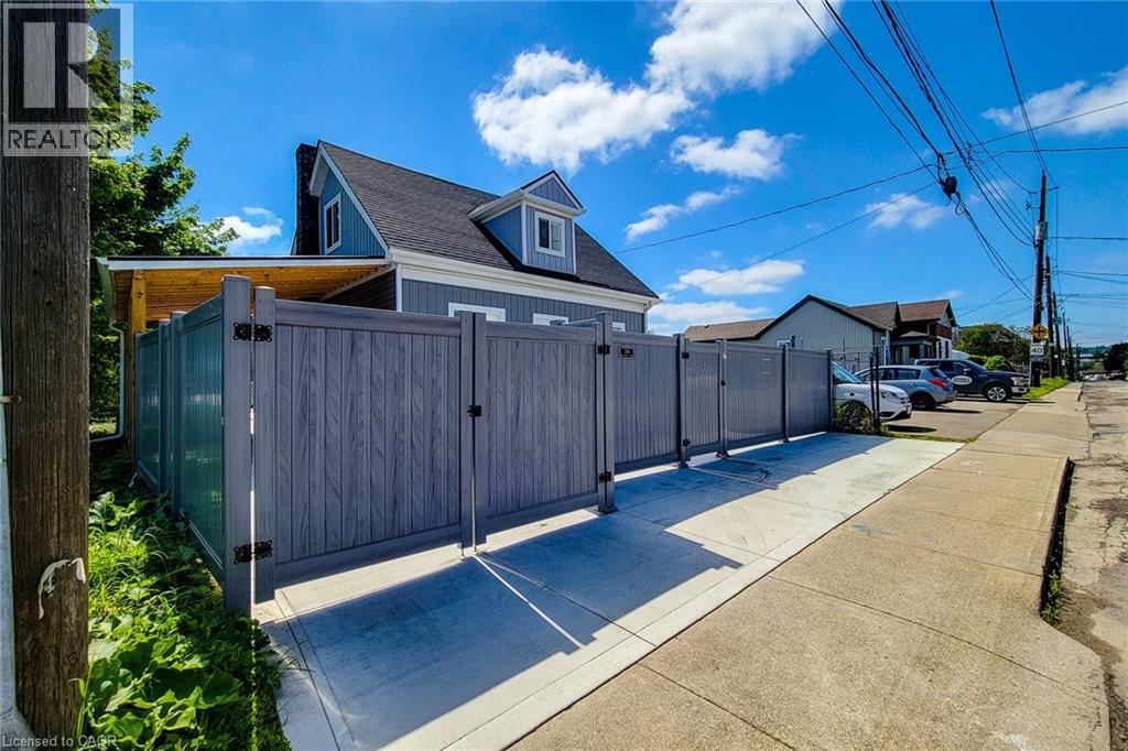 78 Hillyard Street, Hamilton, Ontario  L8L 6B4 - Photo 2 - 40843119