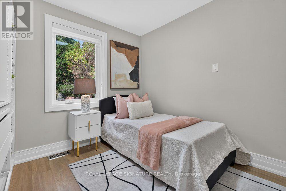 24 Glenshaw Crescent, Toronto, Ontario  M4B 2C9 - Photo 25 - E13719228
