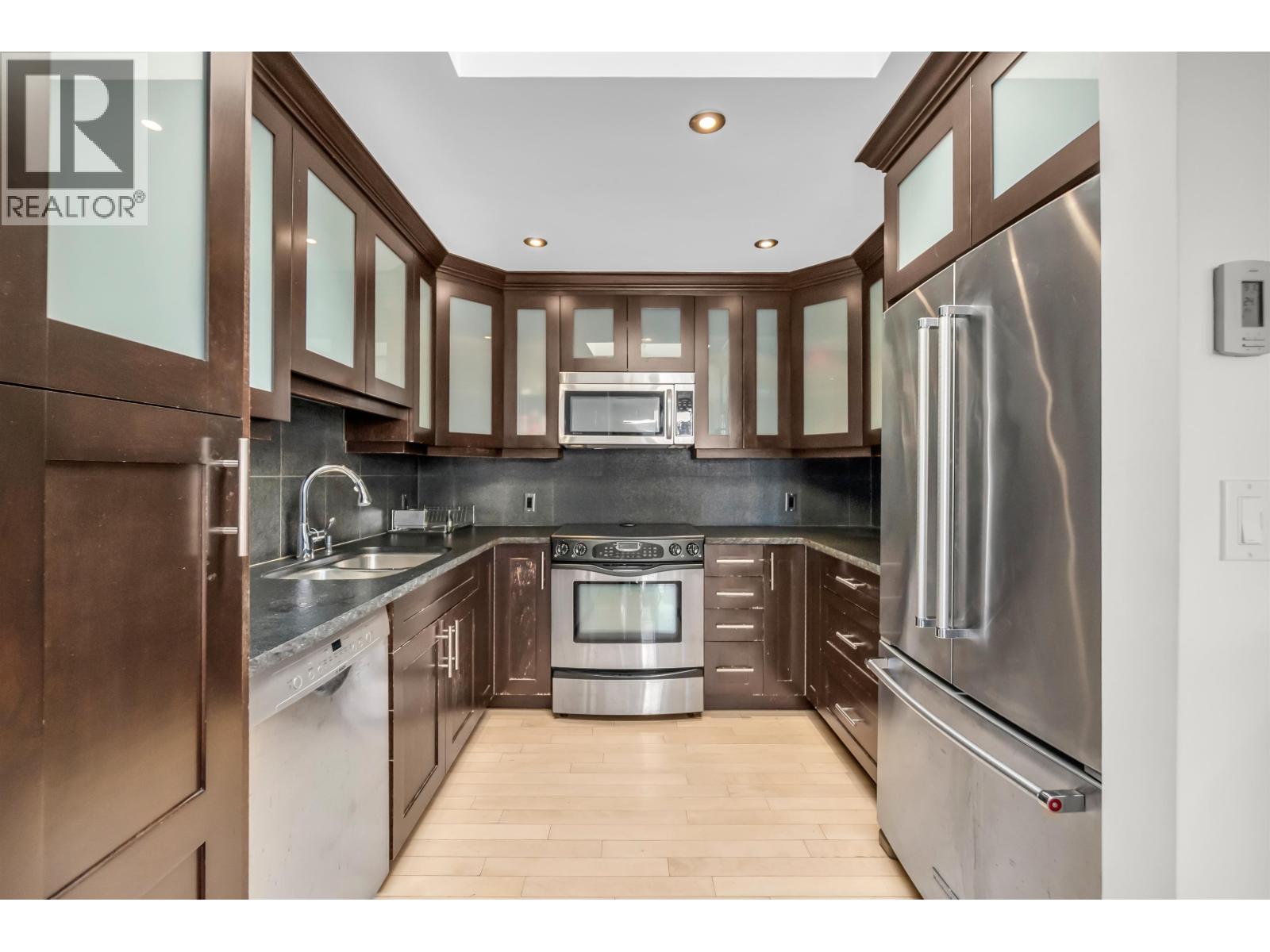1848 W 1st Avenue, Vancouver, British Columbia  V6J 1G5 - Photo 11 - R3159409