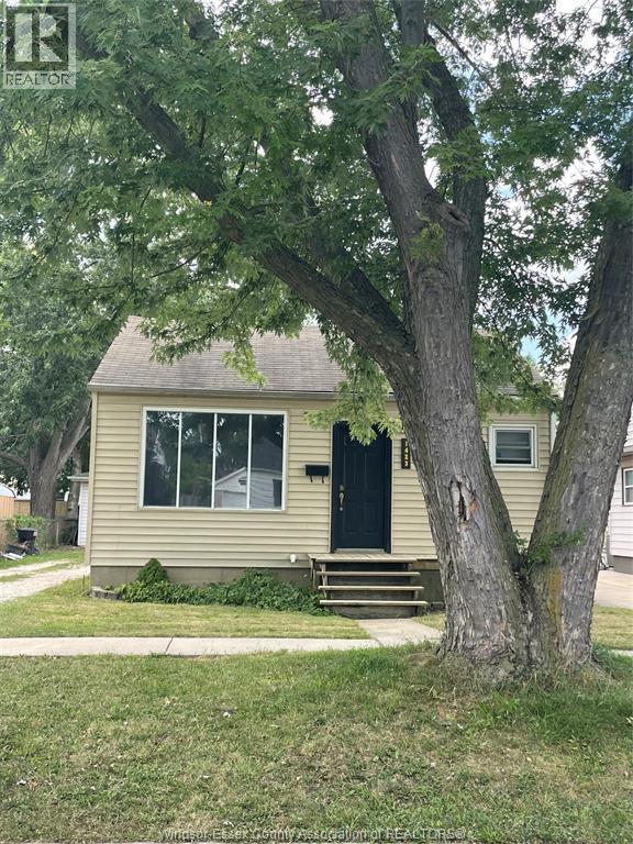 1423 AUBIN ROAD
