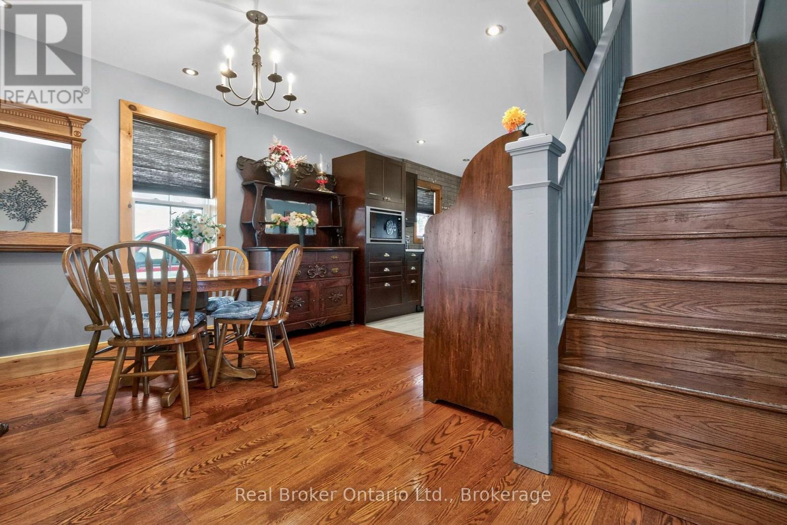 151 Main Street, Penetanguishene, Ontario  L9M 1L7 - Photo 7 - S13719278