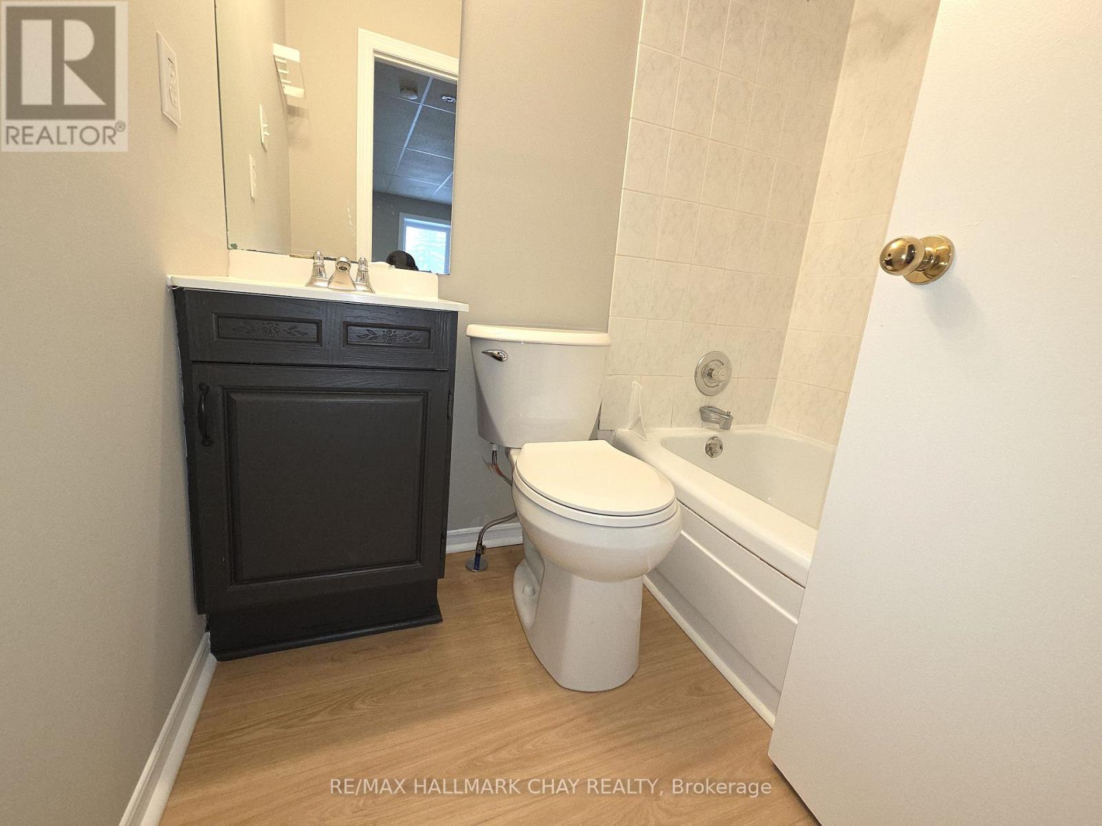 58 Queen St Street W, Springwater (Elmvale), Ontario  L0L 1P0 - Photo 20 - S13719268