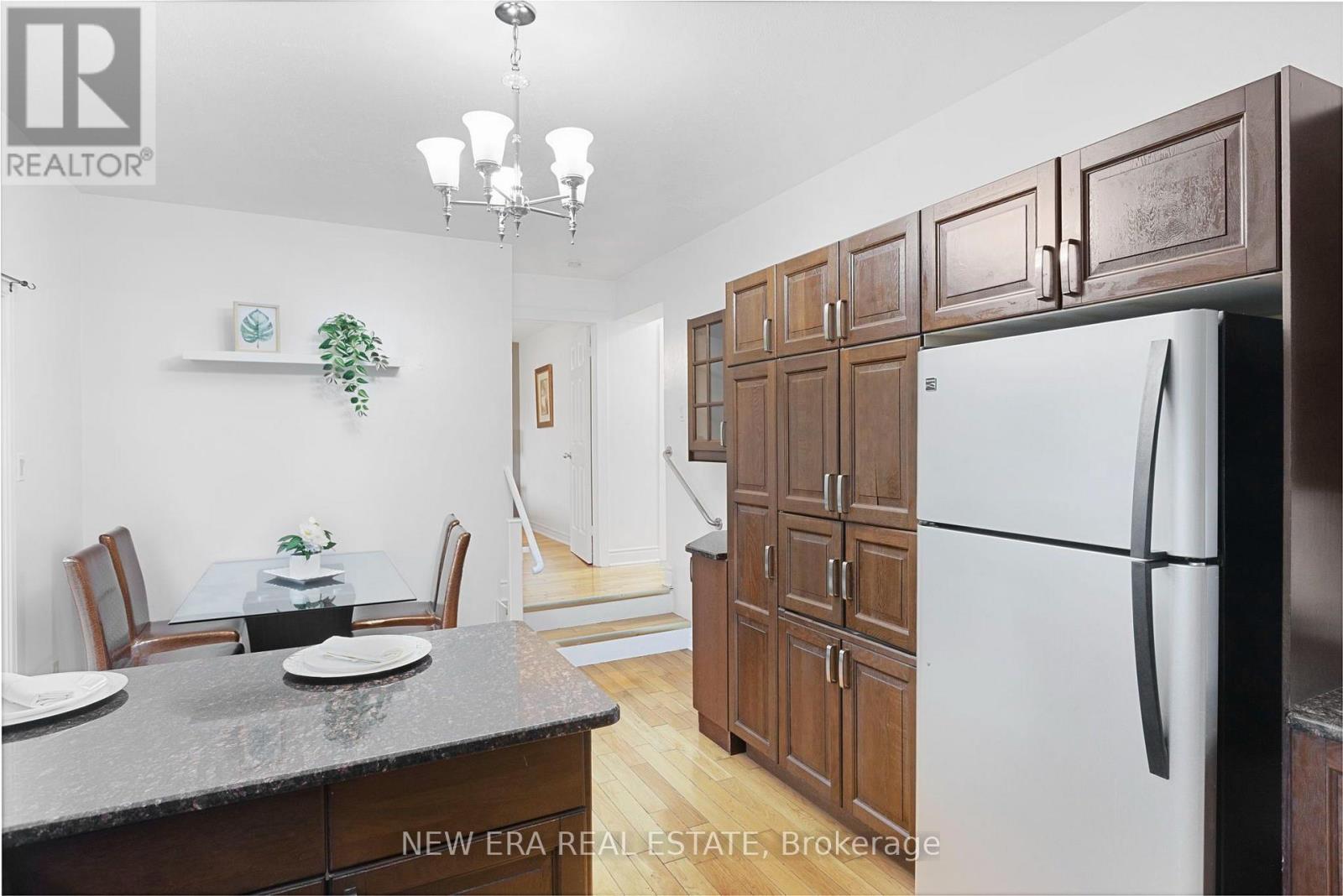 4246 Bloor Street W, Toronto, Ontario  M9C 1Z7 - Photo 23 - W13719200