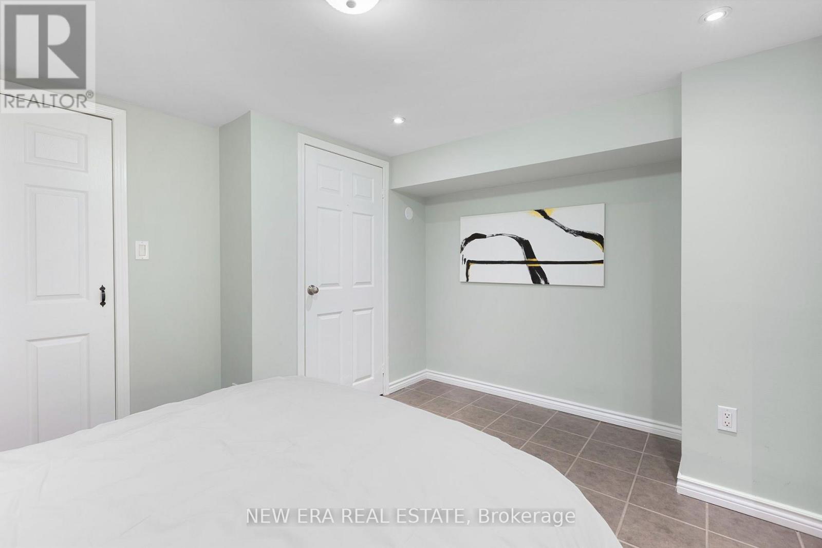 4246 Bloor Street W, Toronto, Ontario  M9C 1Z7 - Photo 37 - W13719200
