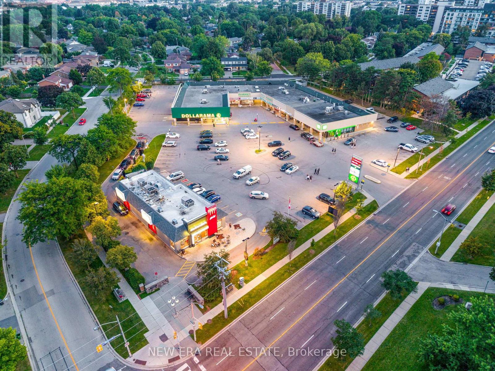 4246 Bloor Street W, Toronto, Ontario  M9C 1Z7 - Photo 4 - W13719200