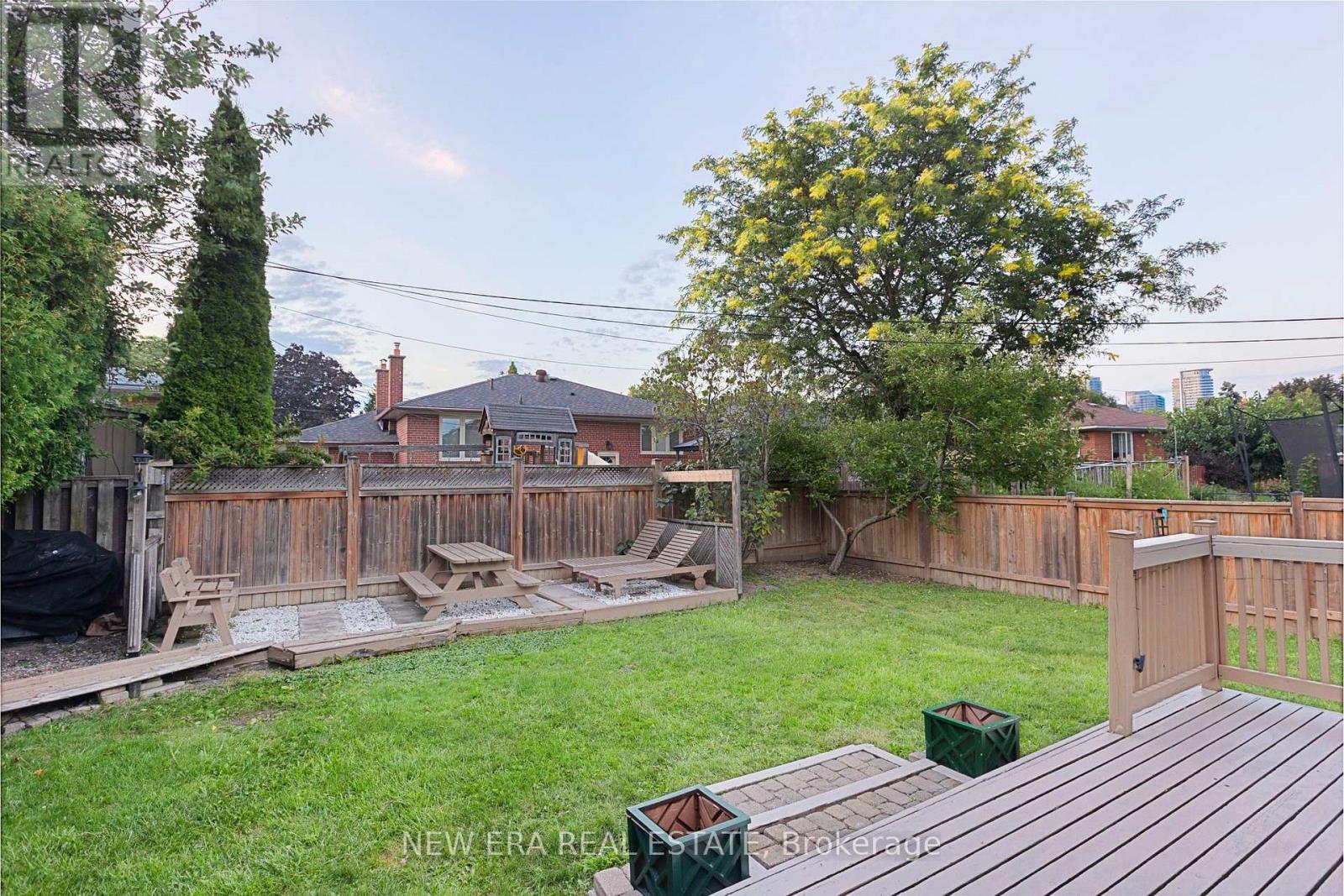 4246 Bloor Street W, Toronto, Ontario  M9C 1Z7 - Photo 45 - W13719200