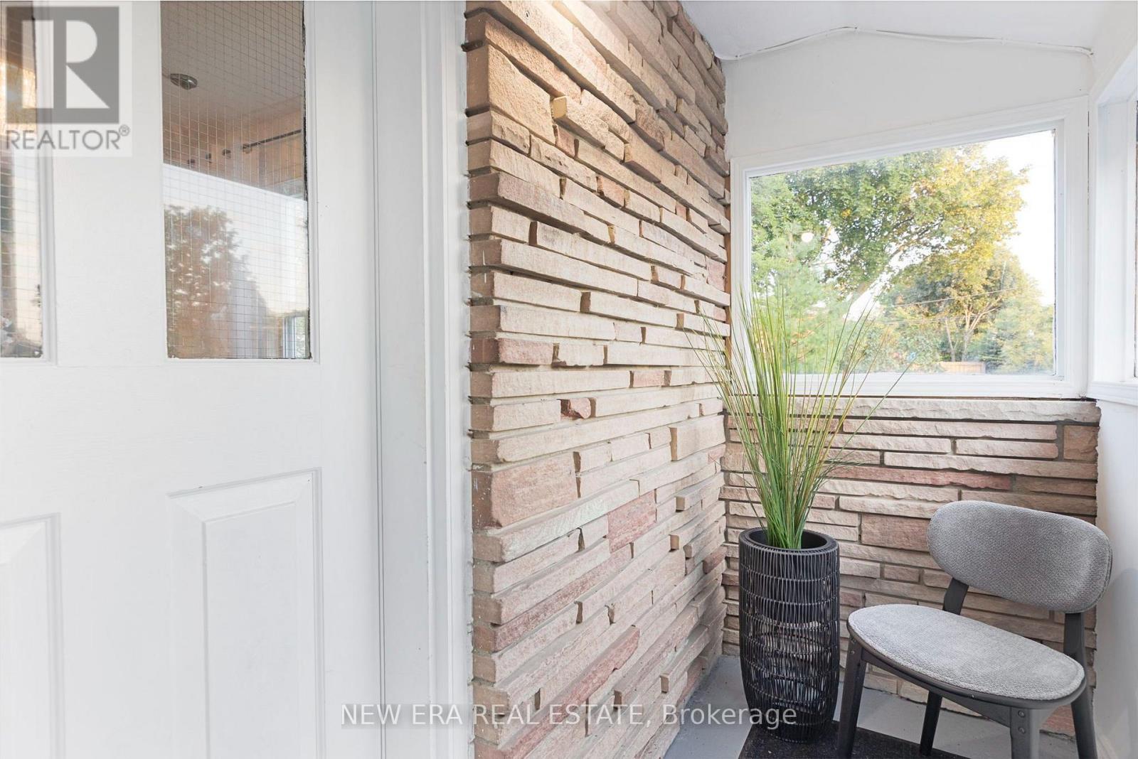 4246 Bloor Street W, Toronto, Ontario  M9C 1Z7 - Photo 5 - W13719200