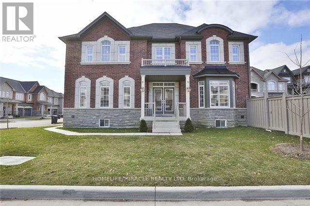 8 ARROWSTONE COURT, Brampton, Ontario