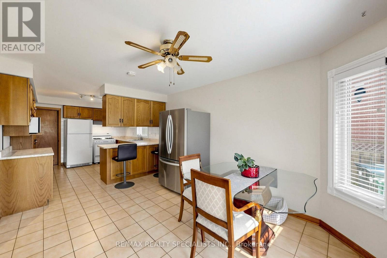 776 Savoy Crescent, Mississauga, Ontario  L5R 3C3 - Photo 12 - W13719270