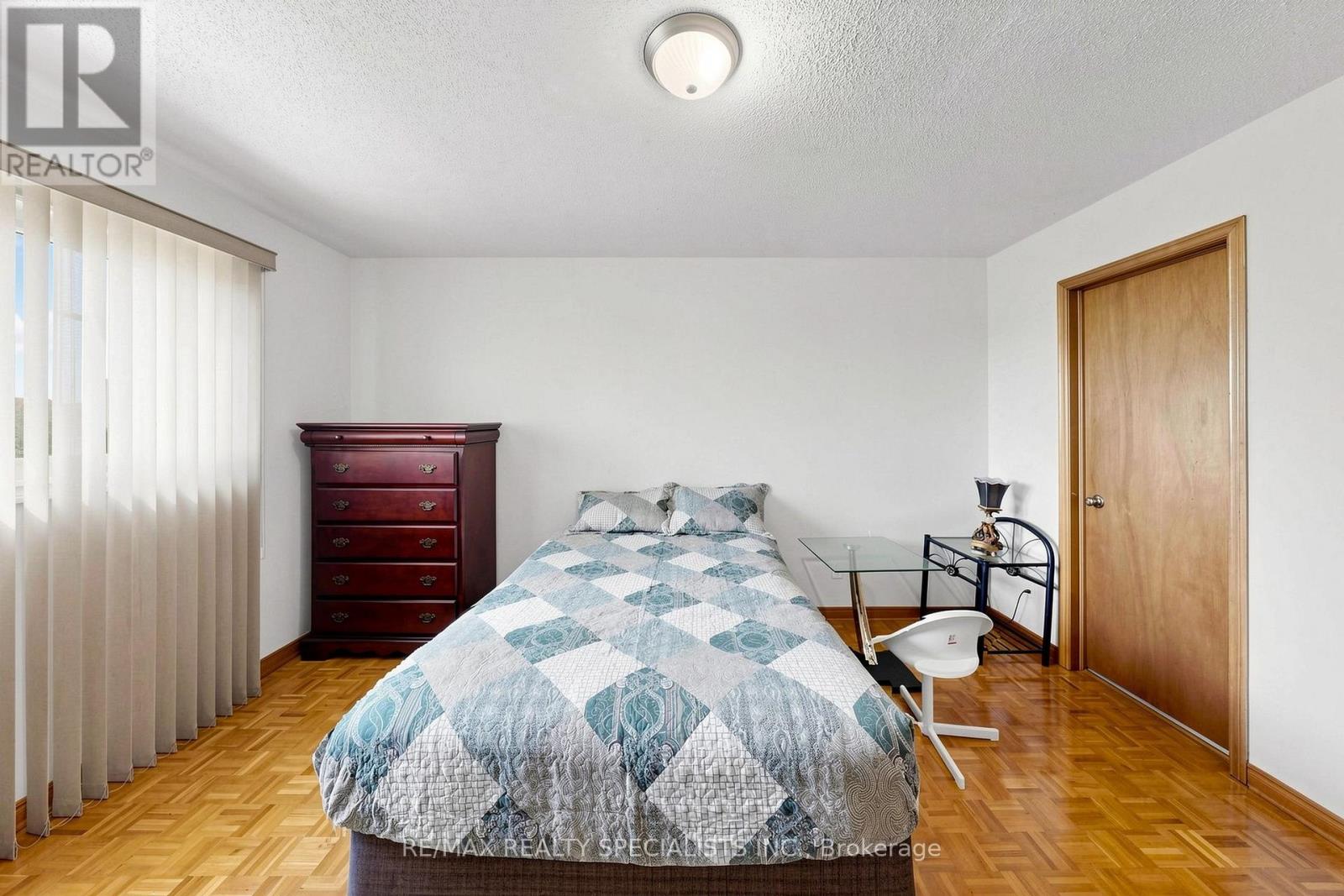 776 Savoy Crescent, Mississauga, Ontario  L5R 3C3 - Photo 17 - W13719270