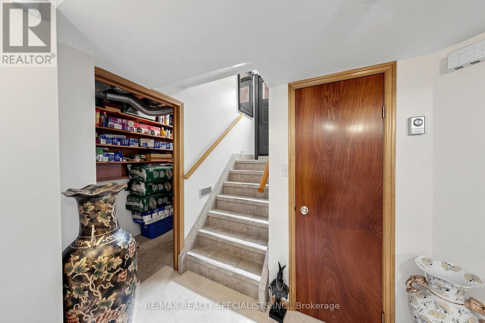 776 Savoy Crescent, Mississauga, Ontario  L5R 3C3 - Photo 23 - W13719270