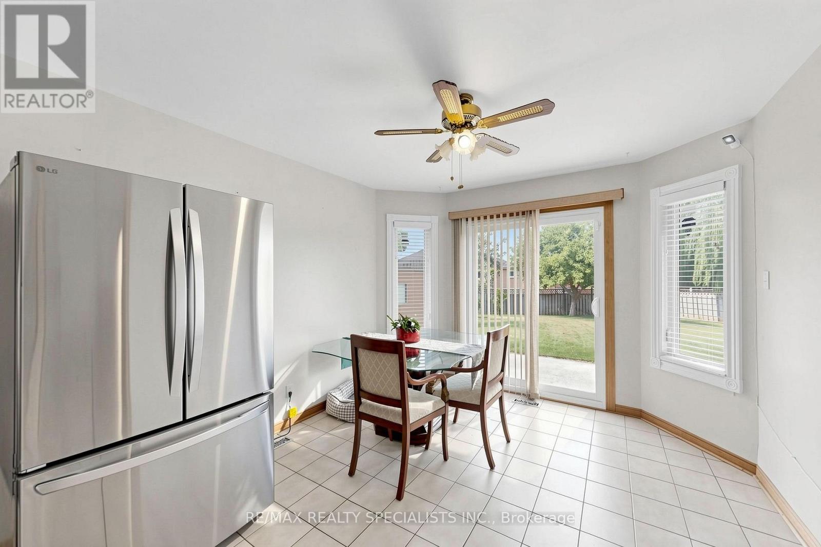 776 Savoy Crescent, Mississauga, Ontario  L5R 3C3 - Photo 9 - W13719270